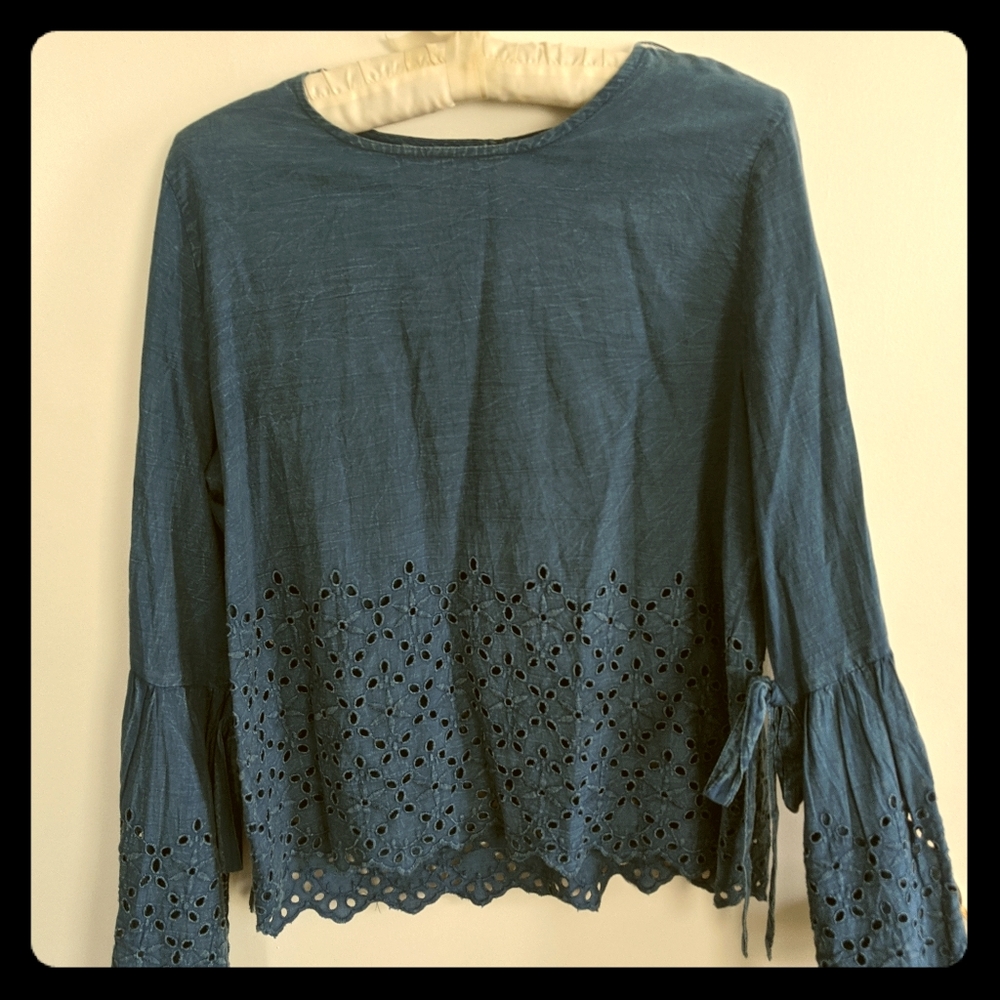 Blue long sleeve shirt